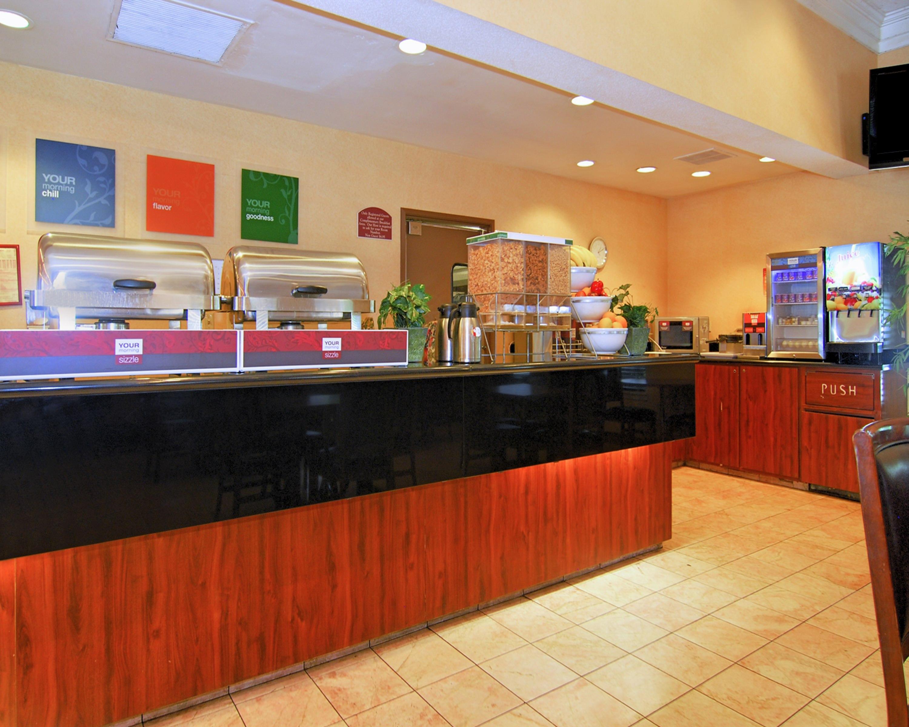 La Quinta Inn & Suites By Wyndham Memphis I-240 Zewnętrze zdjęcie