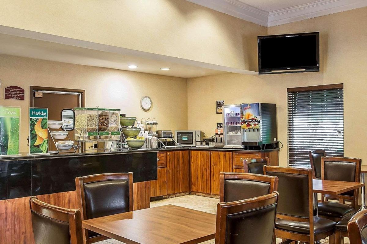 La Quinta Inn & Suites By Wyndham Memphis I-240 Zewnętrze zdjęcie